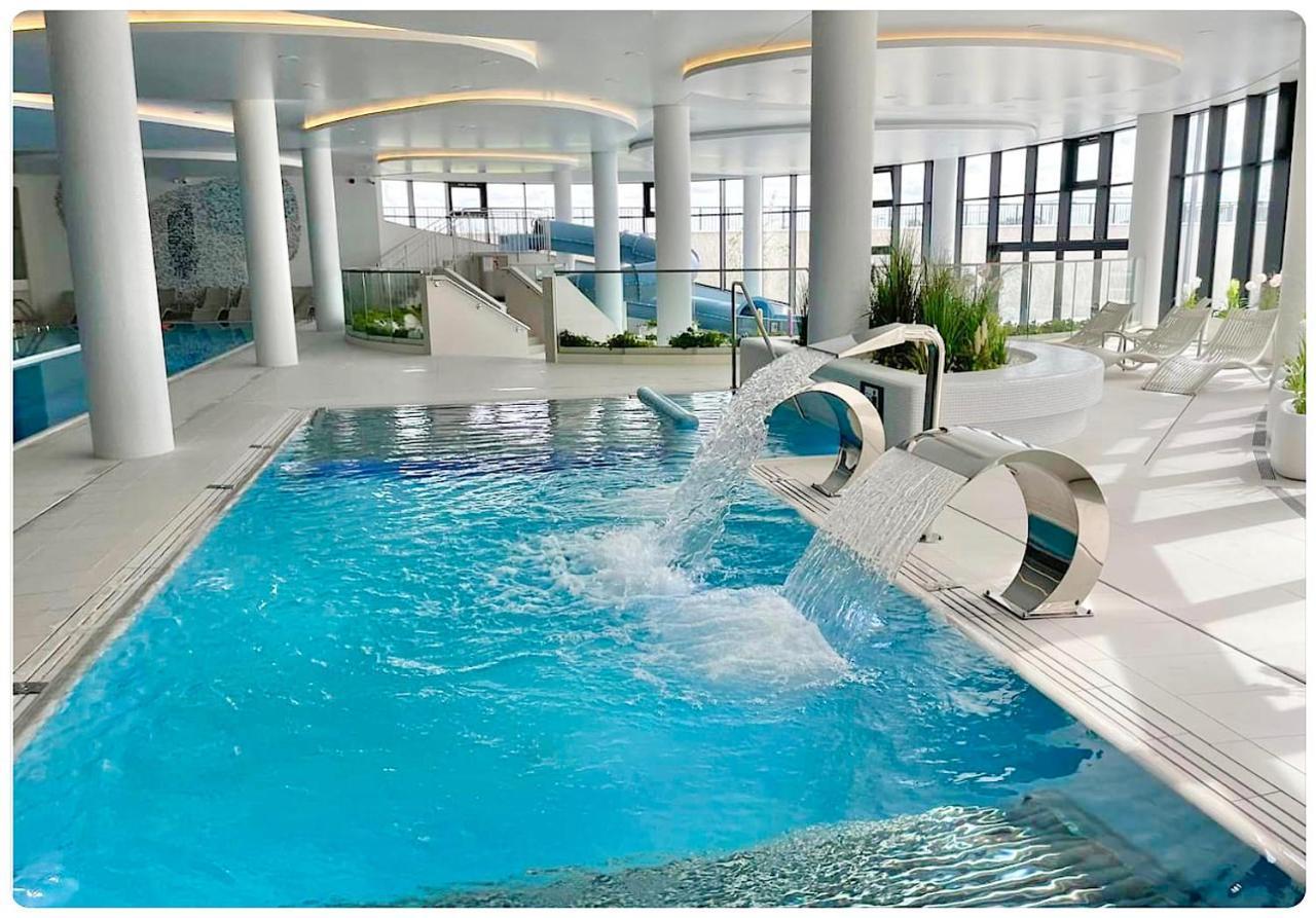 Hello Kolobrzeg Polanki Aqua Apartament Premium ภายนอก รูปภาพ