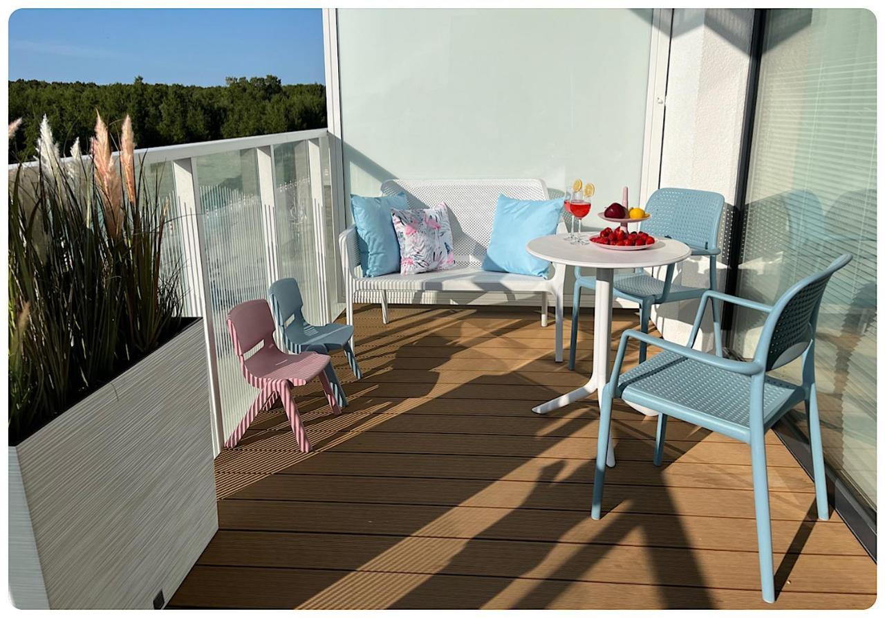 Hello Kolobrzeg Polanki Aqua Apartament Premium ภายนอก รูปภาพ
